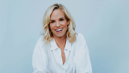 Dara Torres headshot