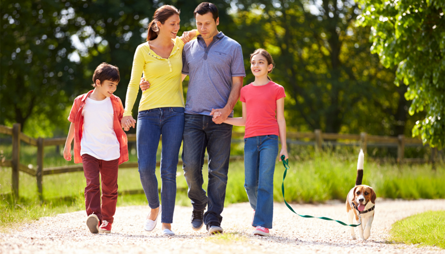 Family walking to control their blood level